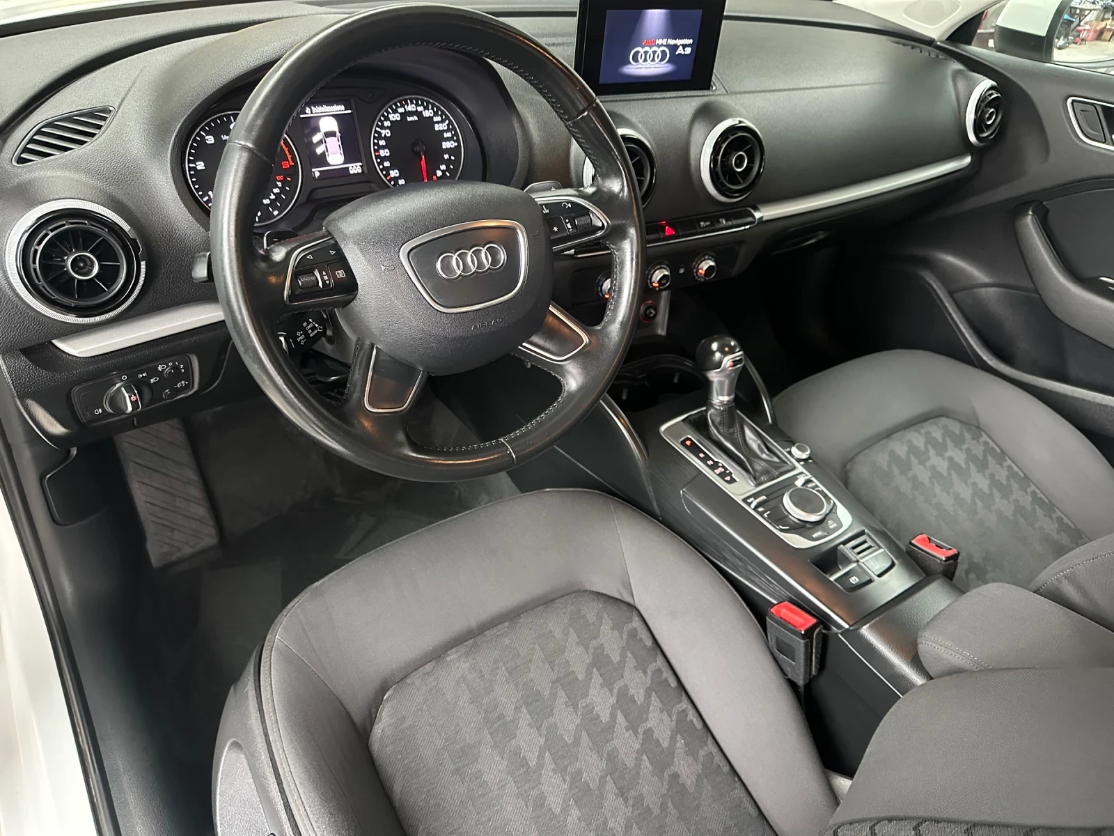Audi A3 1, 6tdi S-tronik SPORT | Mobile.bg � ����������� 6