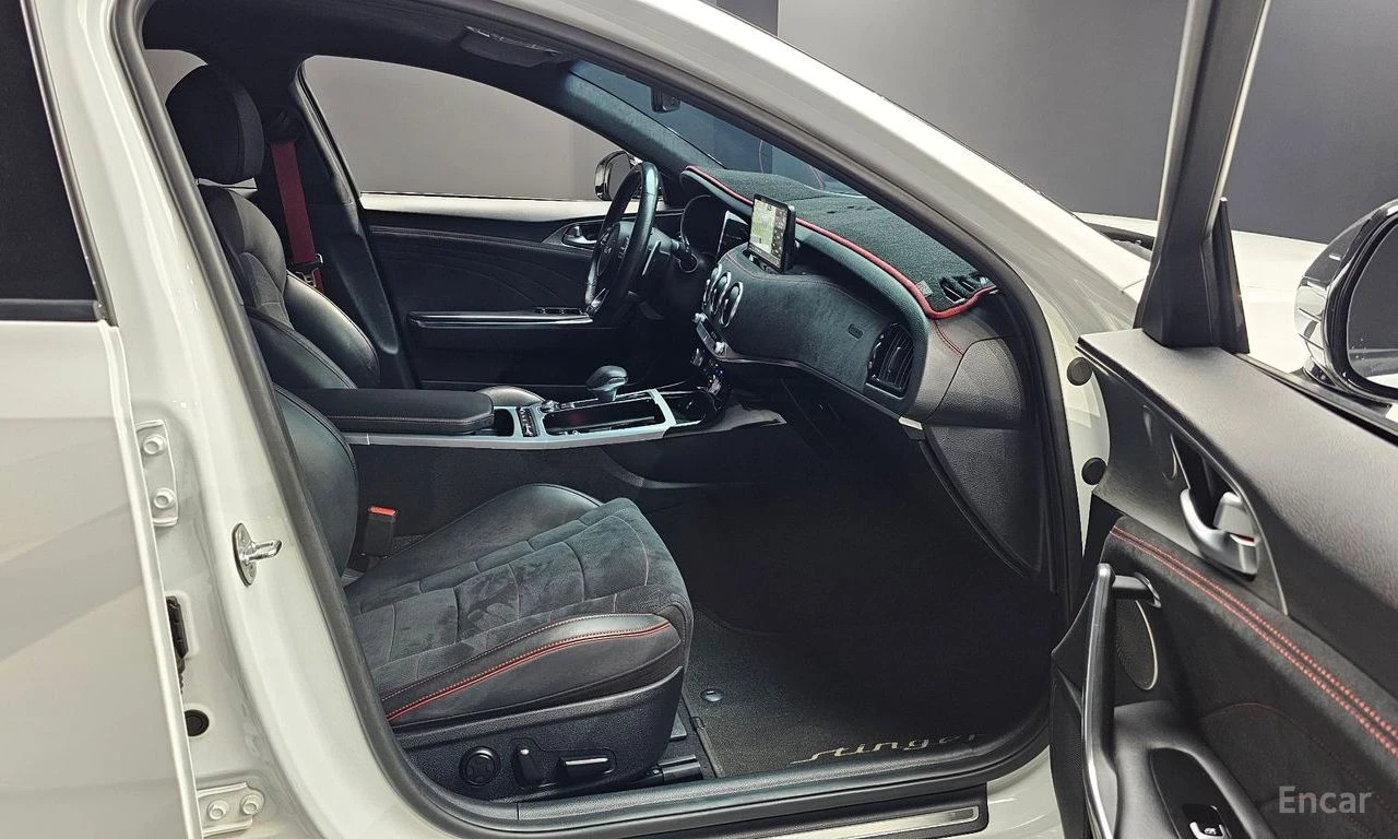 Kia Stinger 3.3 GT Meister 4x4* Acro Edition* HARMAN KARDON* , снимка 7 - Автомобили и джипове - 54336629
