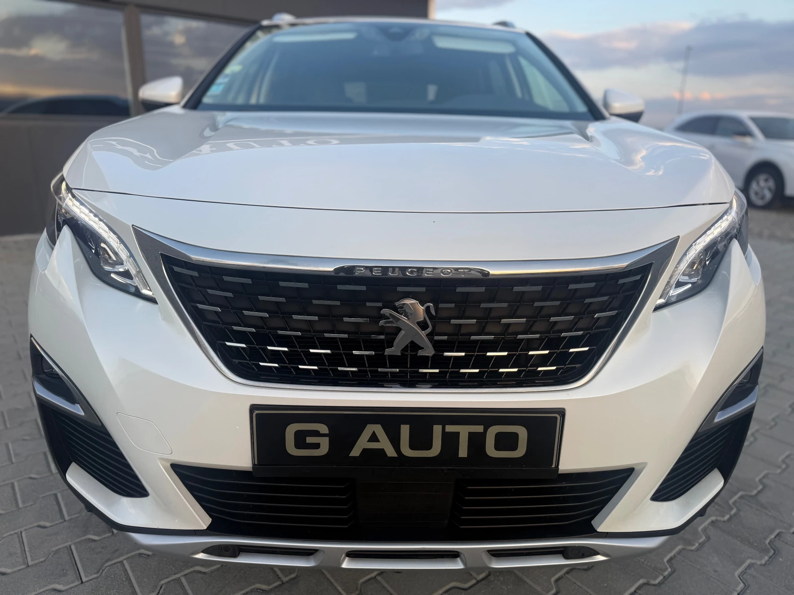 Peugeot 3008 1.5HDI 131 ks Собствен лизинг !!!, снимка 2 - Автомобили и джипове - 54355246