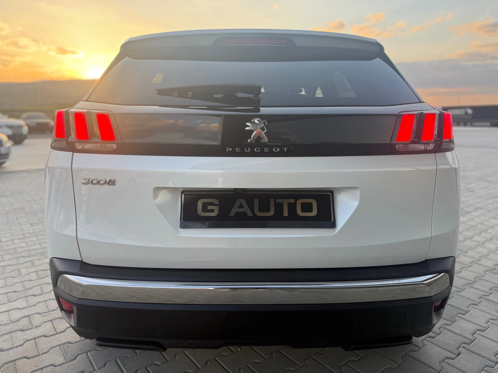 Peugeot 3008 1.5HDI 131 ks Собствен лизинг !!!, снимка 5 - Автомобили и джипове - 54355246