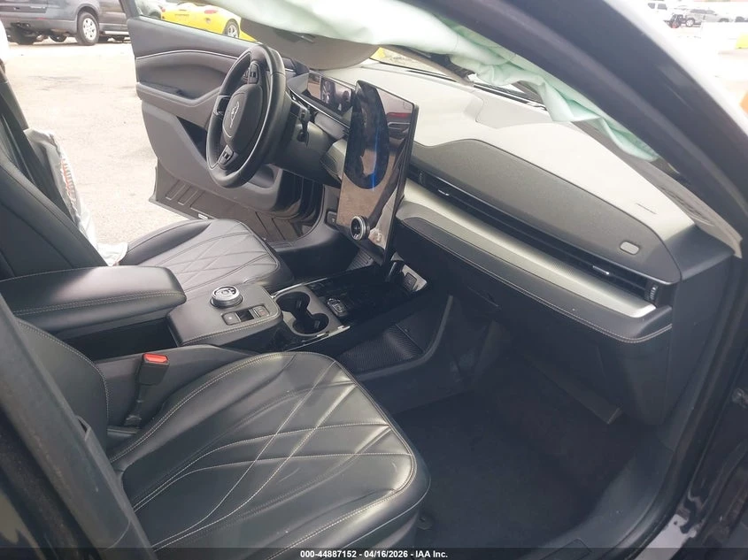 Ford Mustang Mach-E California Route 1, снимка 5 - Автомобили и джипове - 54664201