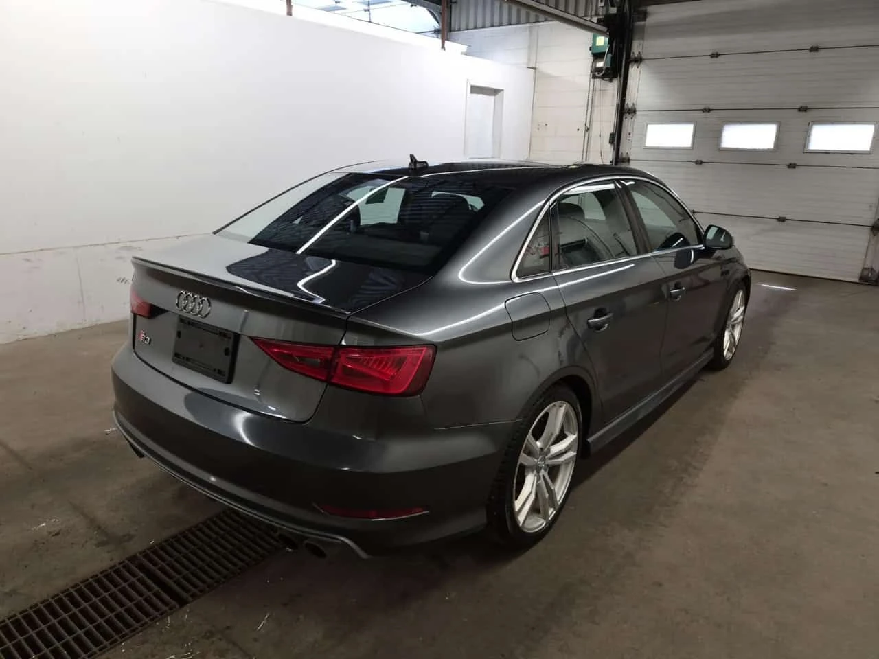 Audi S3 PROGRESSIV/ПОДГРЕВ/ПАНО/НАВИ/CARFAX/ФИНАНСИРАНЕ, снимка 3 - Автомобили и джипове - 54705271