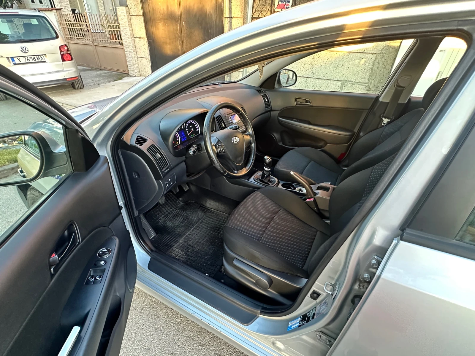 Hyundai I30 i30CW, снимка 8 - Автомобили и джипове - 54725135