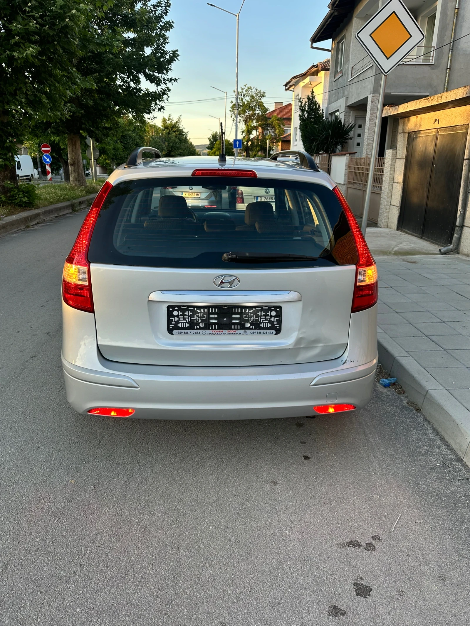 Hyundai I30 i30CW, снимка 7 - Автомобили и джипове - 54725135