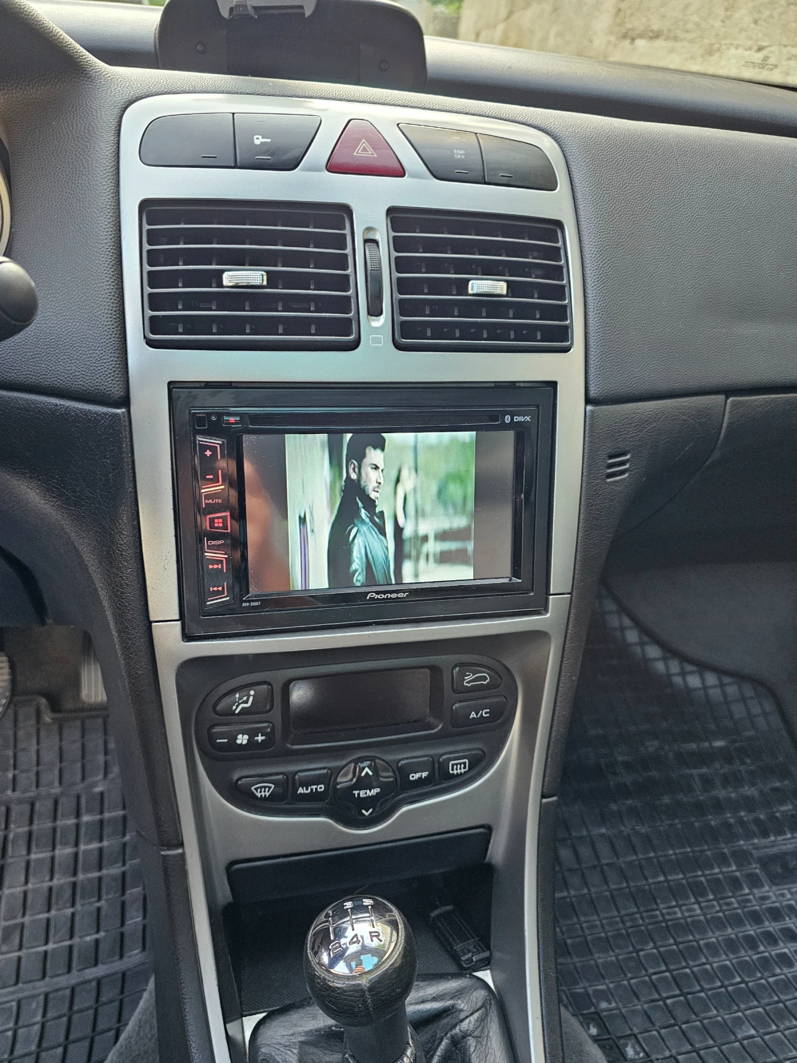 Peugeot 307, снимка 9 - Автомобили и джипове - 55073587