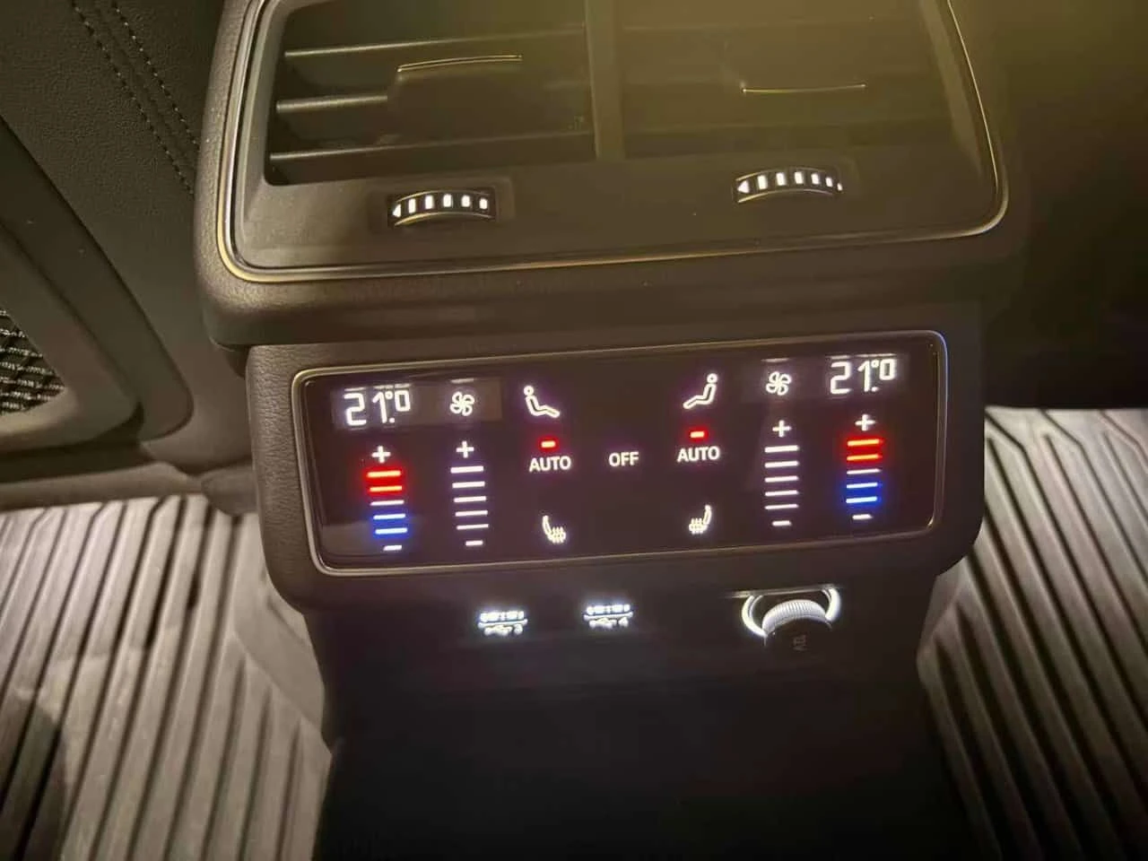 Audi A7 | Technik | DISTRONIC | 360 | HUD | ОБДУХВАНЕ | , снимка 11 - Автомобили и джипове - 55167338