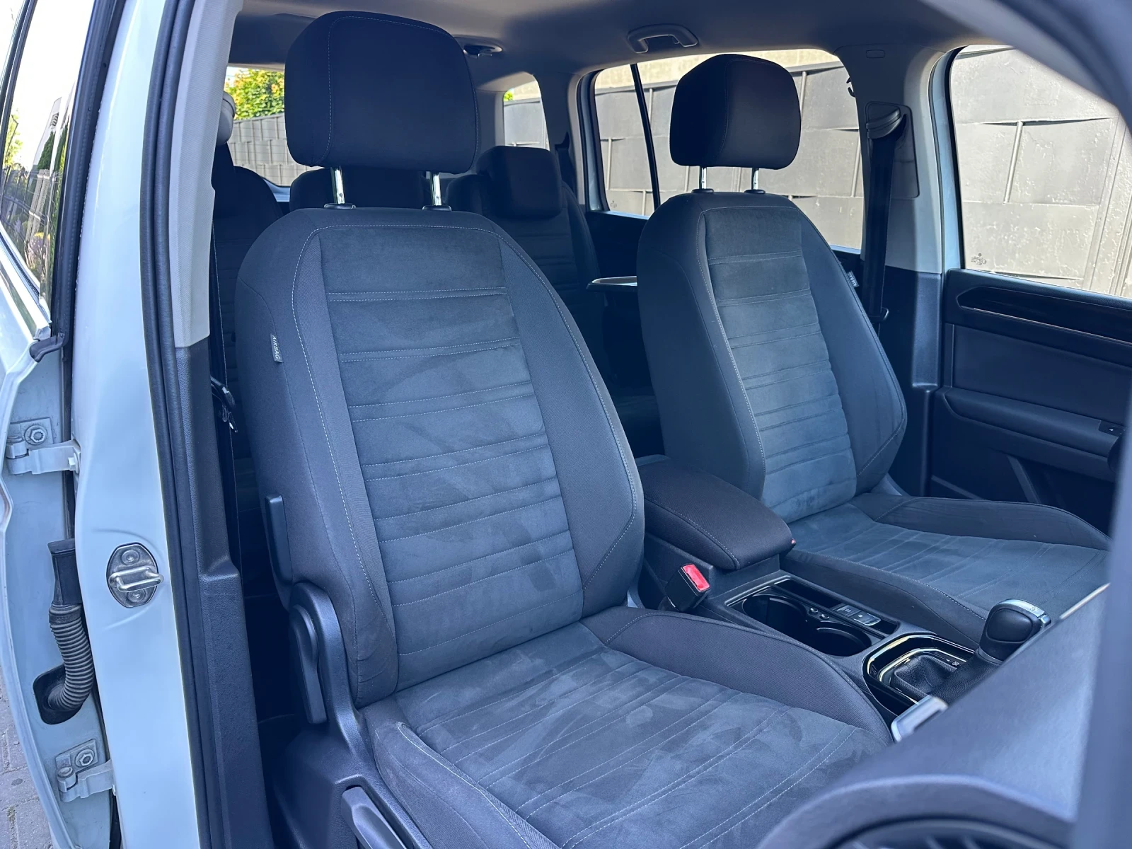 VW Touran 2.0-TDI-150k.c-�������-���� | Mobile.bg � ����������� 11