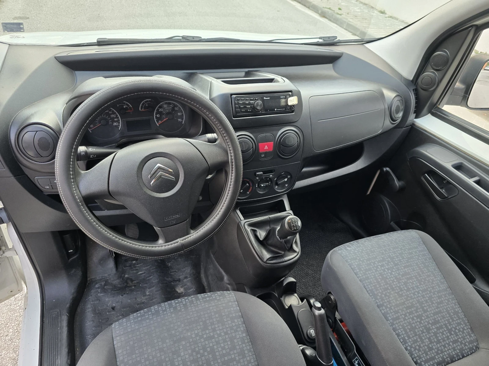 Citroen Nemo, снимка 16 - Автомобили и джипове - 55385603