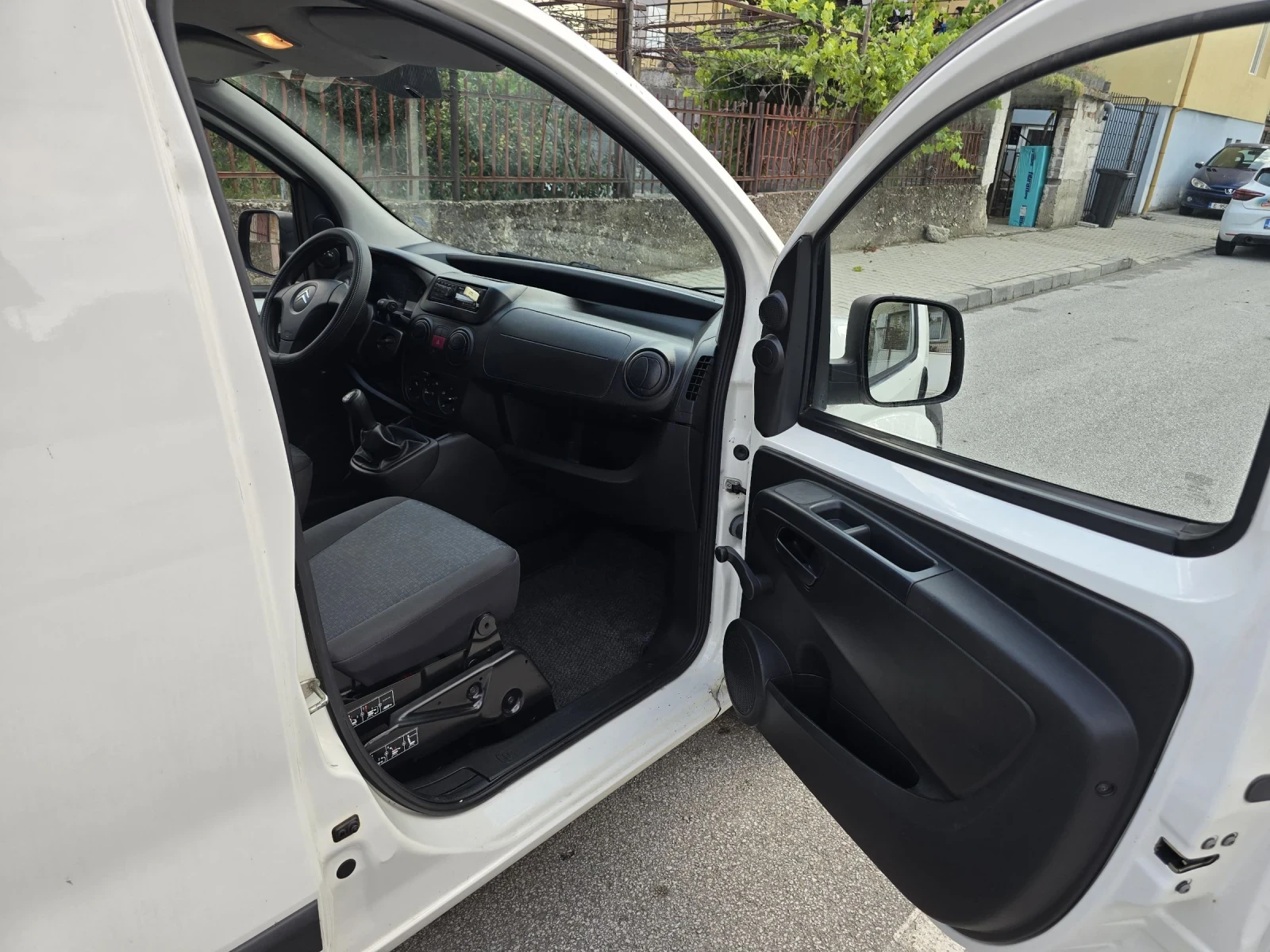 Citroen Nemo, снимка 10 - Автомобили и джипове - 55385603