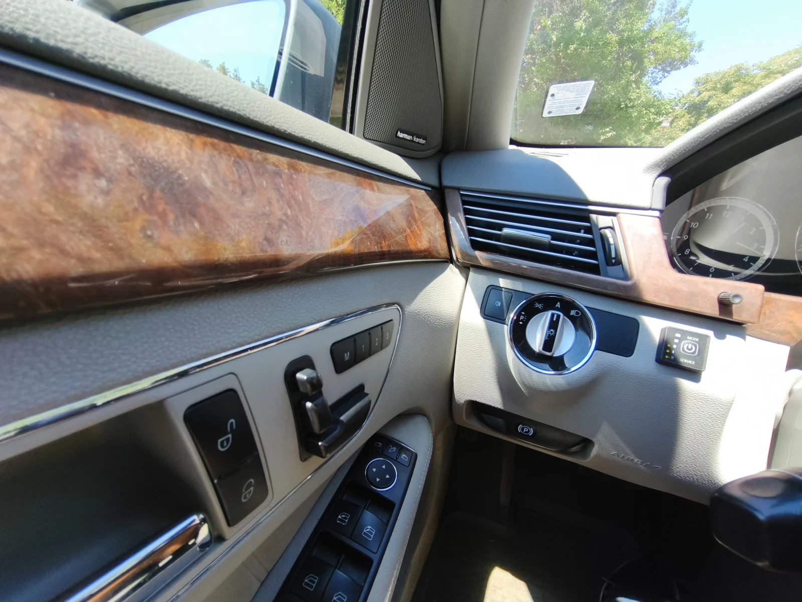 Mercedes-Benz E 350 4-matic Airmatic LPG, снимка 8 - Автомобили и джипове - 55566300