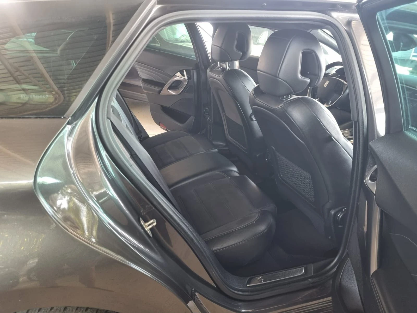 Citroen DS5 Хечбек , снимка 9 - Автомобили и джипове - 55583913