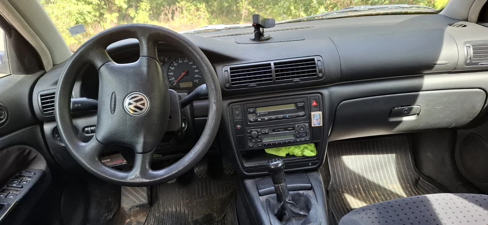VW Passat, снимка 8 - Автомобили и джипове - 56402495