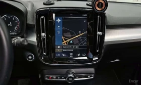 Volvo XC40 * T4 Momentum * ЦЕНА ДО БГ, снимка 14