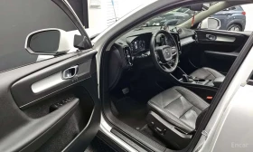 Volvo XC40 * T4 Momentum * ЦЕНА ДО БГ, снимка 10