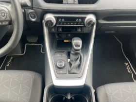 Toyota Rav4 HEV/222HP/4X4/CAM/LED/CPLAY/KLESS/538q - 42599 € / 83316.40 лв. - 41290011 12