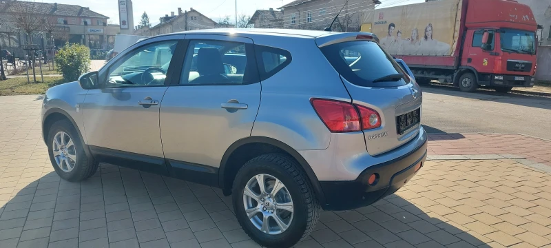 Nissan Qashqai J10, снимка 9 - Автомобили и джипове - 48923857