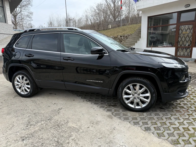 Jeep Cherokee 2.2 CRDI Limited.AWD., снимка 3 - Автомобили и джипове - 49324308