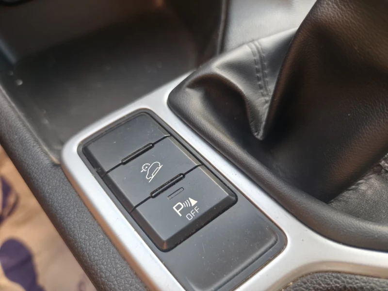 Kia Sportage Фейслифт 06.2021г 1.6crdi 136к.с   , снимка 15 - Автомобили и джипове - 52145720