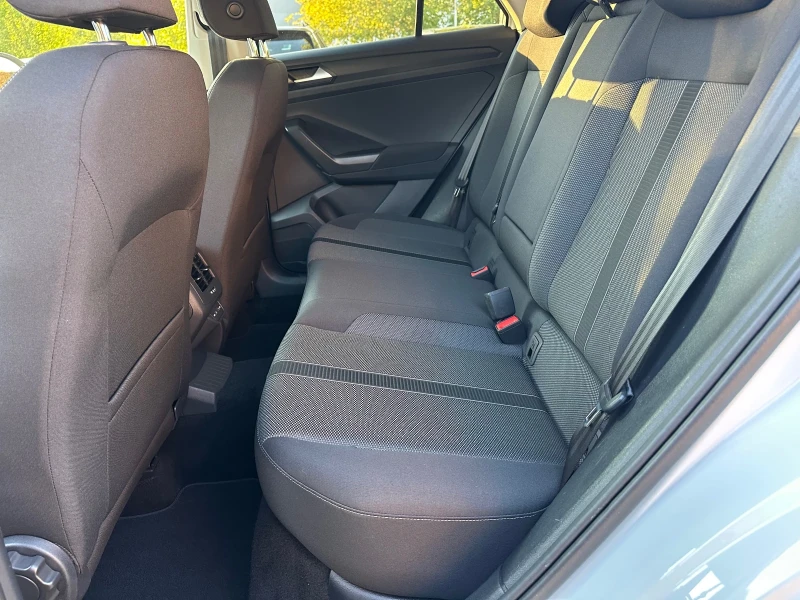 VW T-Roc 1.0TSI LIFE-110kc FACE 34хил.км, снимка 10 - Автомобили и джипове - 52910274