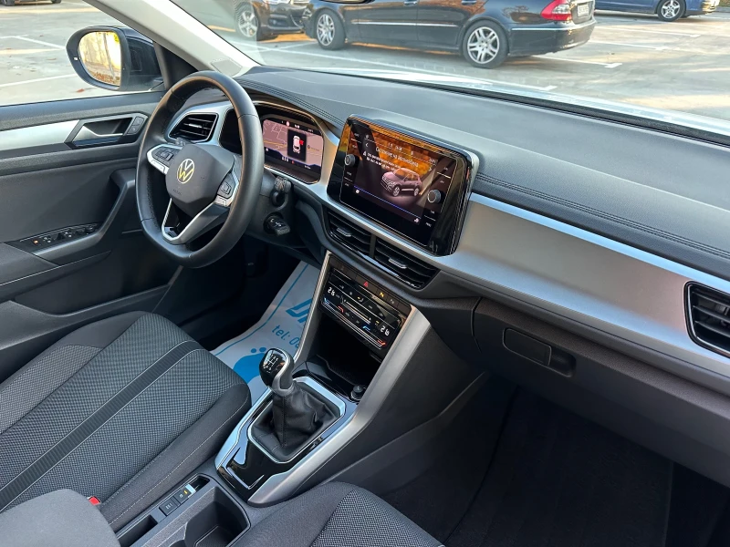 VW T-Roc 1.0TSI LIFE-110kc FACE 34хил.км, снимка 14 - Автомобили и джипове - 52910274