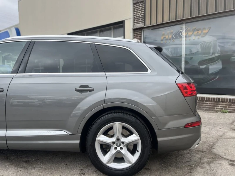 Audi Q7 PREMIUM* PANORAMA* 7MECTA* DIGITAL* KEYLESS, снимка 3 - Автомобили и джипове - 53011801