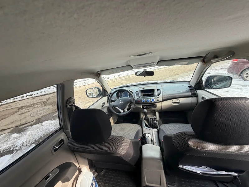 Mitsubishi L200, снимка 11 - Автомобили и джипове - 53363220