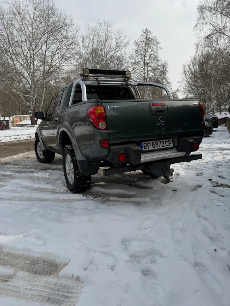 Mitsubishi L200, снимка 6 - Автомобили и джипове - 53363220