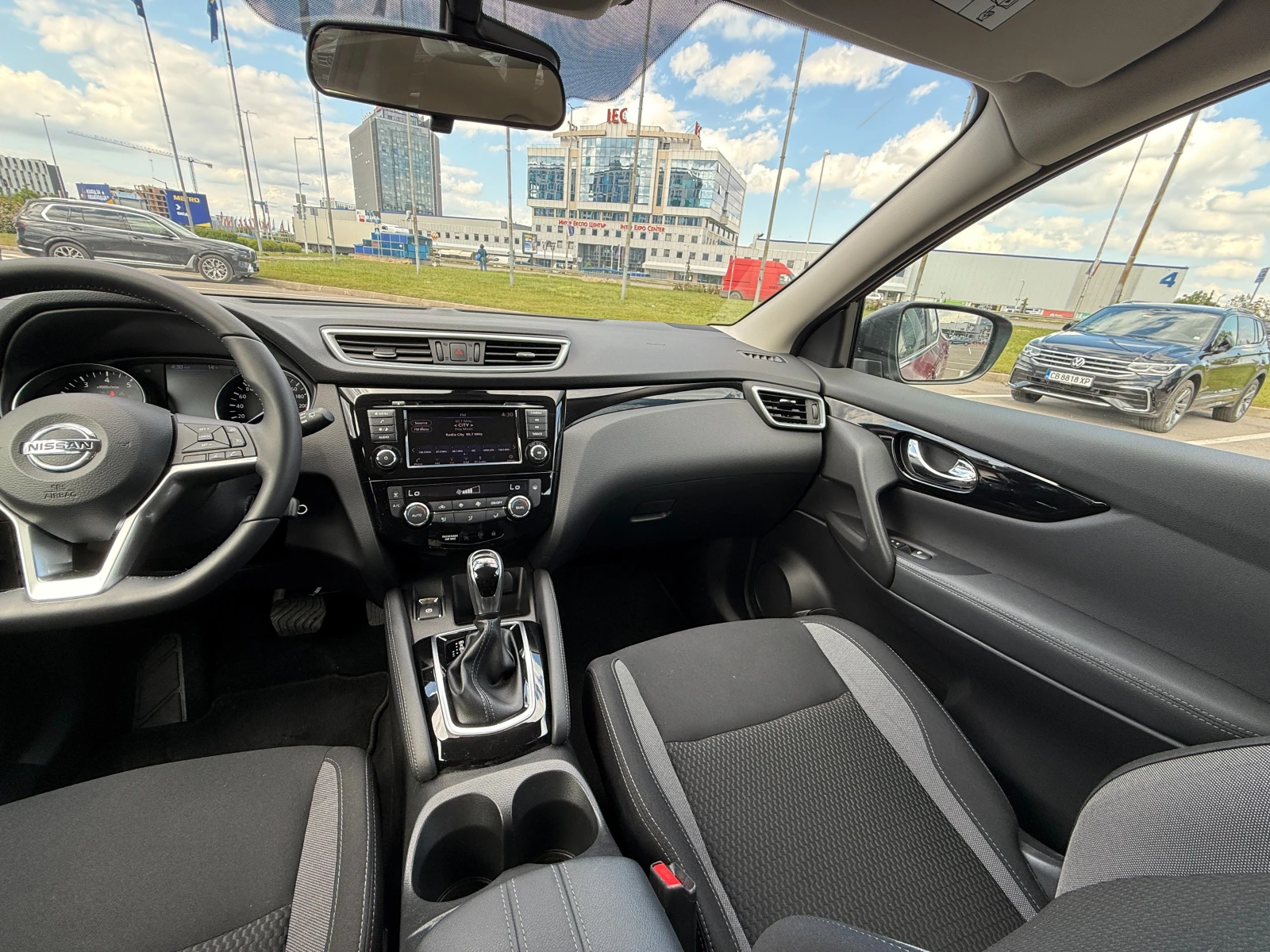 Nissan Qashqai 1.3 DIG-T - 160 к.с., Автоматик, 43 100 км.   - изображение 8