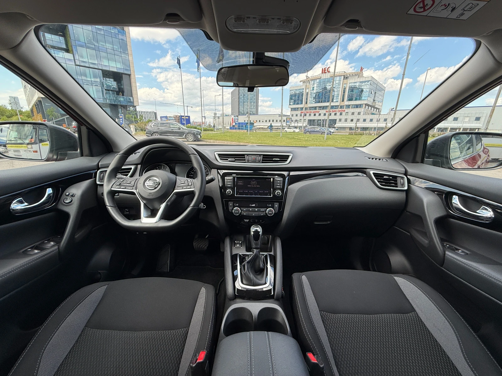 Nissan Qashqai 1.3 DIG-T - 160 к.с., Автоматик, 43 100 км.   - изображение 5