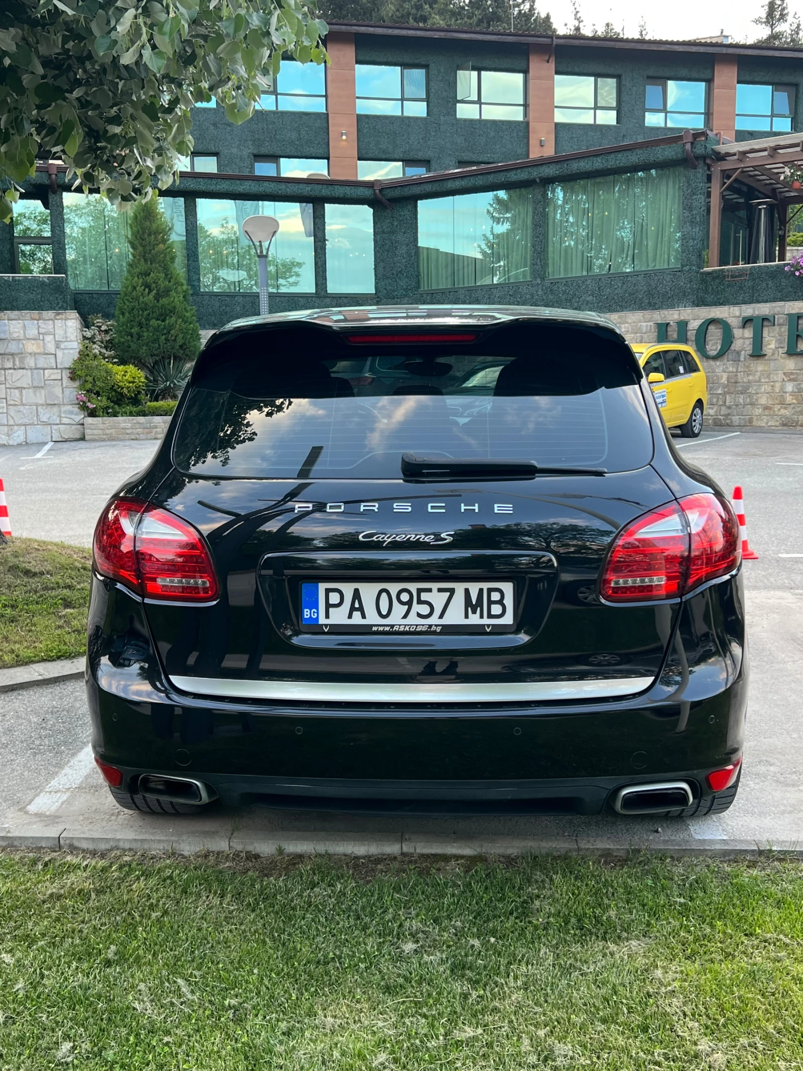 Porsche Cayenne 4, 8 бензин 400кс - изображение 3