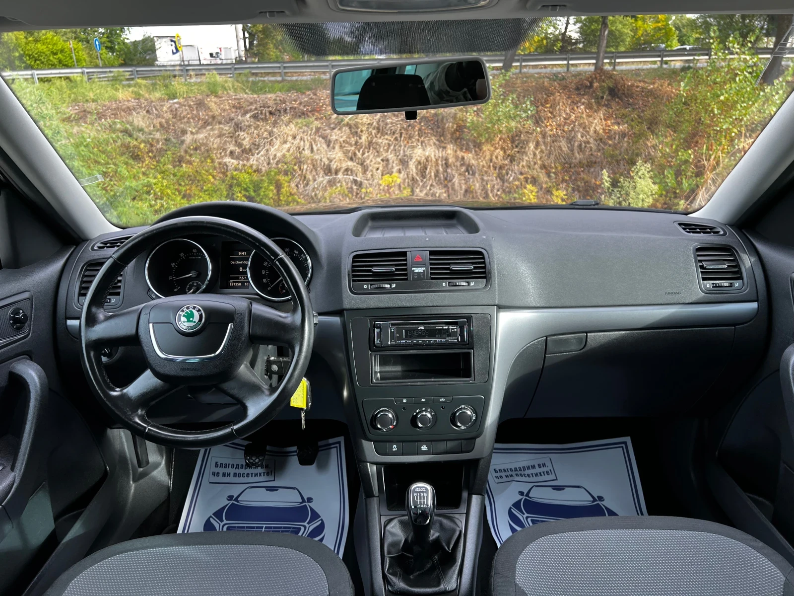 Skoda Yeti 1.8 TSI 4X4 187000KM SWISS - изображение 8