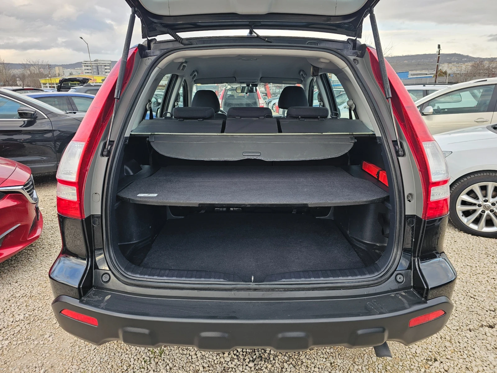 Honda Cr-v 2.2i-CTDi, 140к.с., снимка 14 - Автомобили и джипове - 53566943