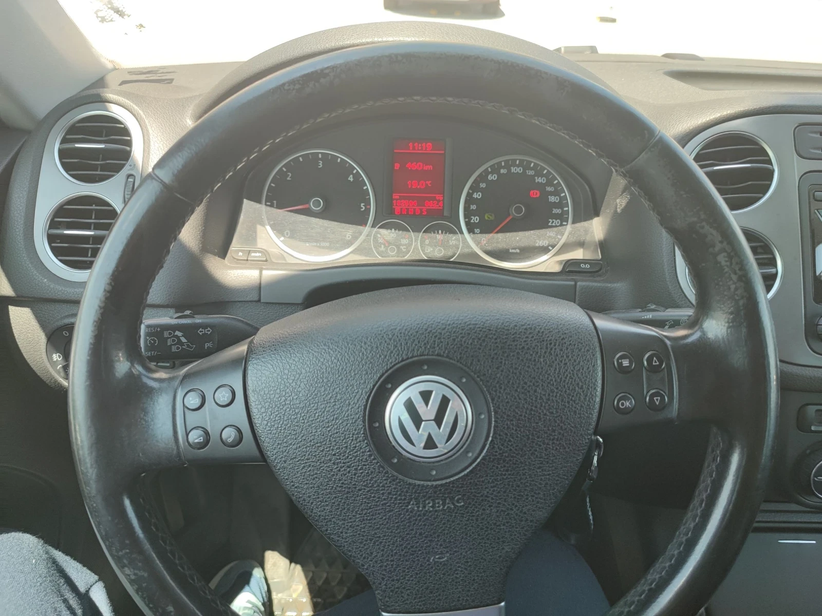 VW Tiguan  - изображение 10