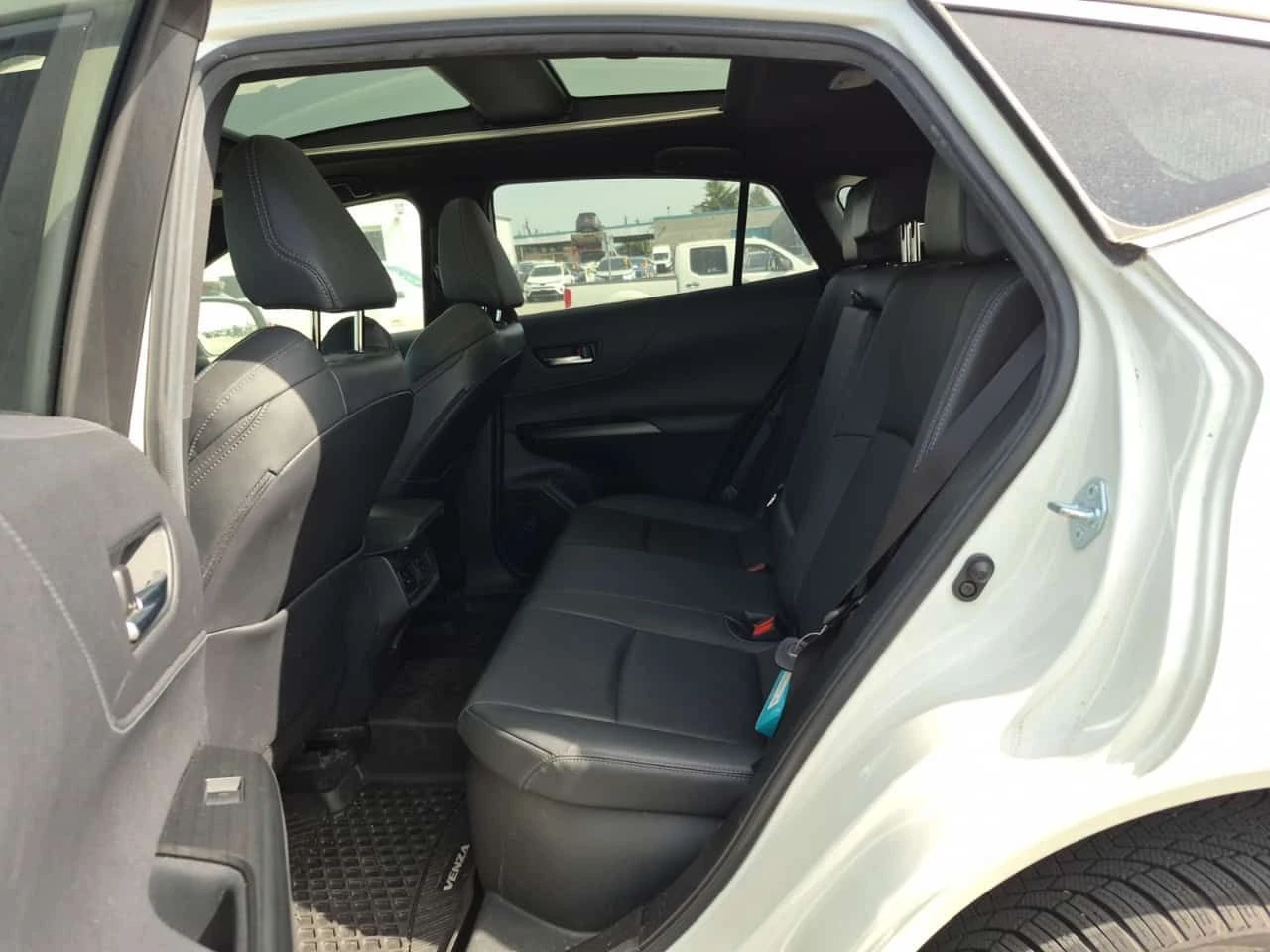 Toyota Venza * LIMITED * * ��������* * ����������* * �������*  | Mobile.bg � ����������� 9