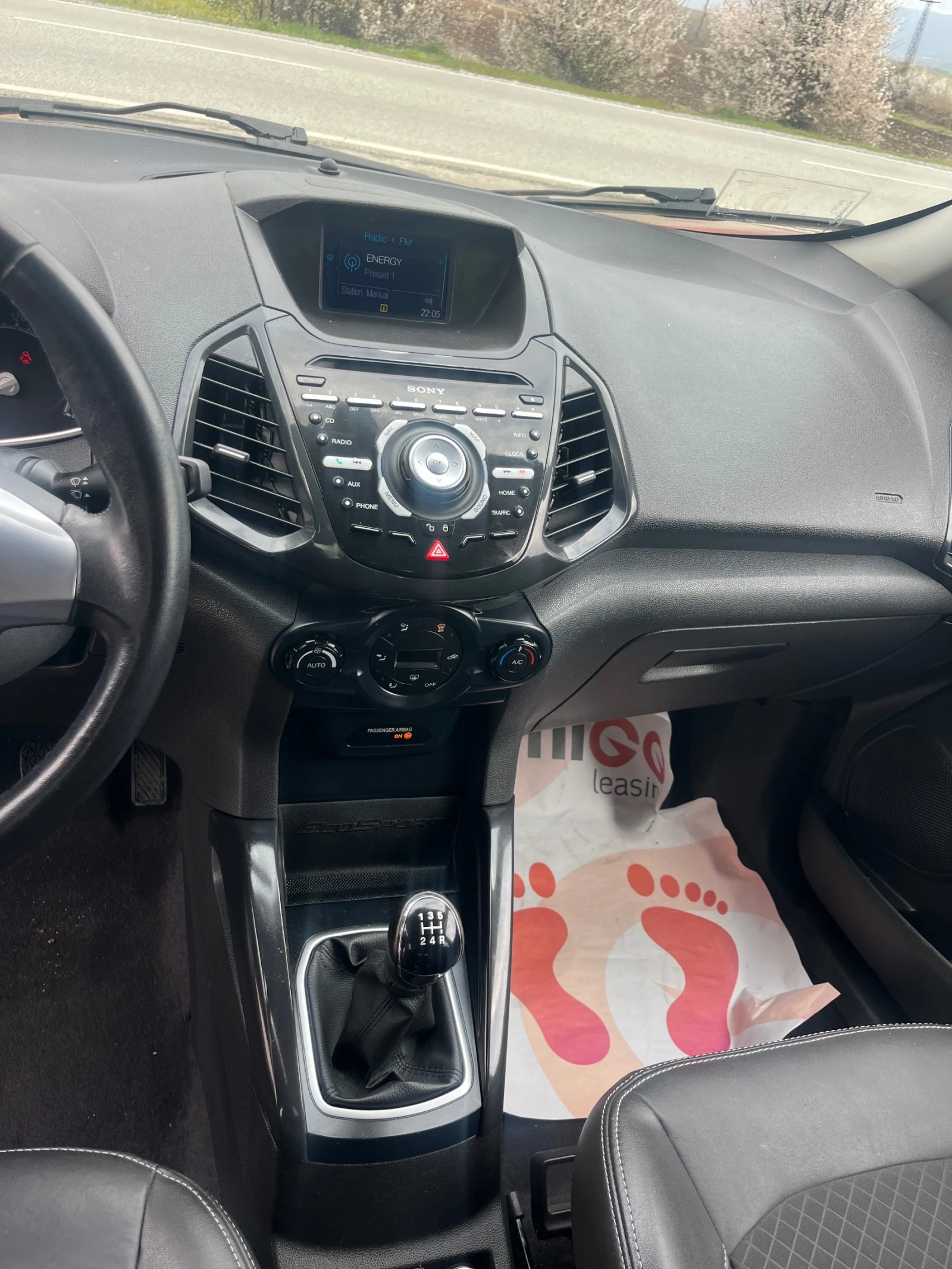 Ford EcoSport 1.5 TDCI TITANIUM , снимка 11 - Автомобили и джипове - 54083440