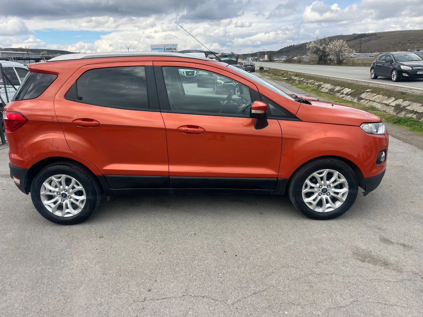 Ford EcoSport 1.5 TDCI TITANIUM , снимка 3 - Автомобили и джипове - 54083440