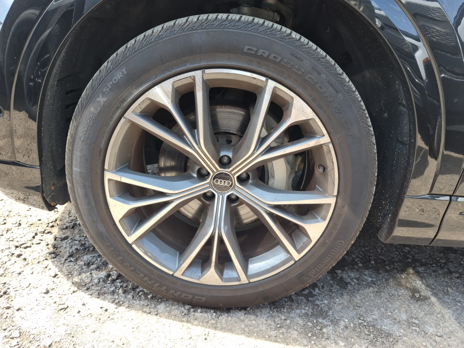 Audi Q8 Progressiv 55 TFSI quattro, снимка 3 - Автомобили и джипове - 54384053