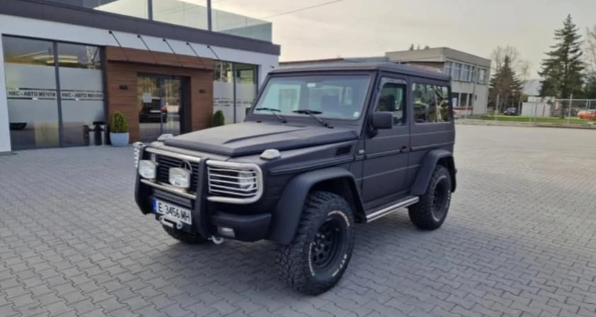 Mercedes-Benz G 300 Къса база