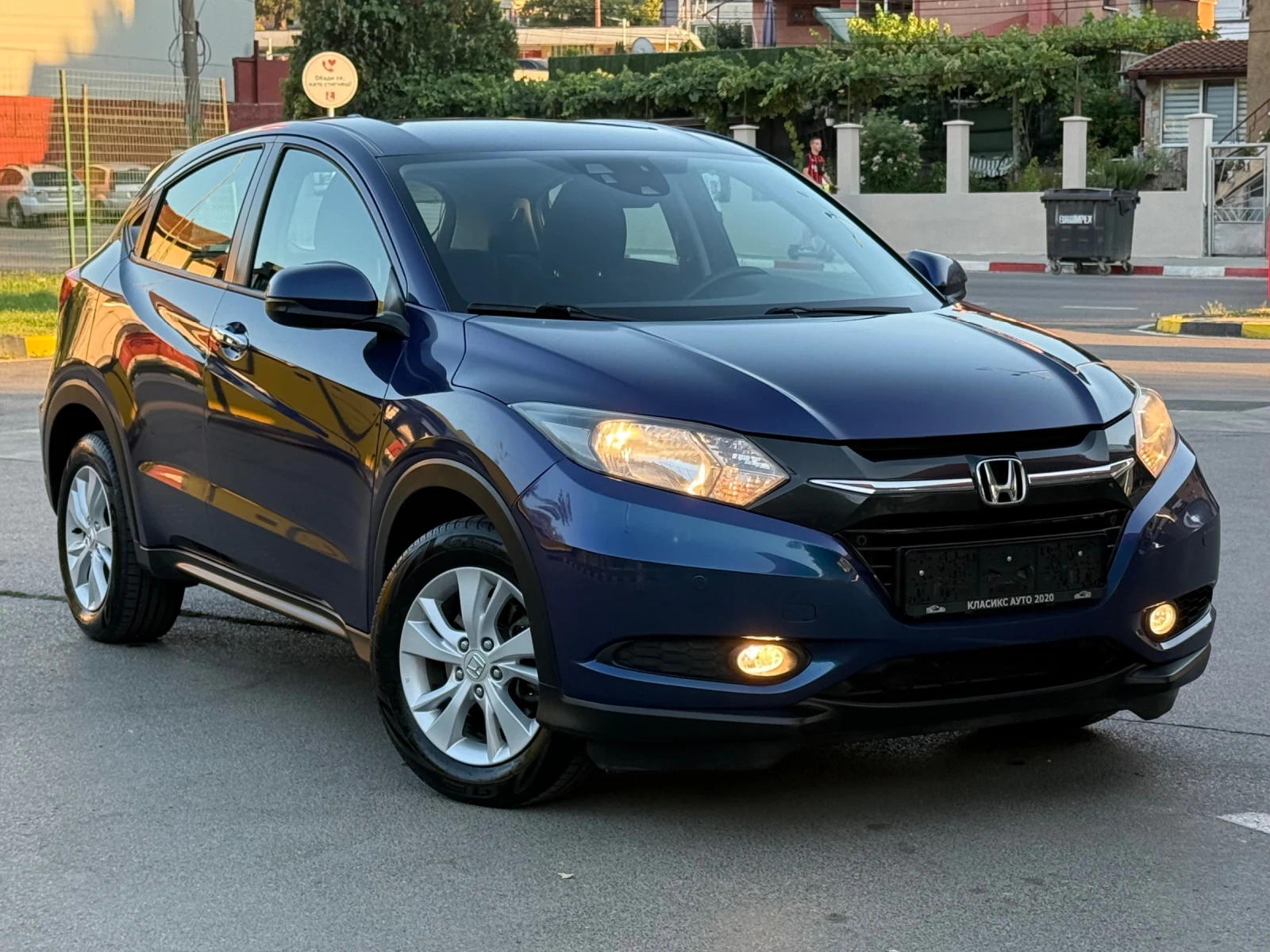 Honda Hr-v 1.6I-DTEC Навигация/Подгрев/Сер.история/Темпомат