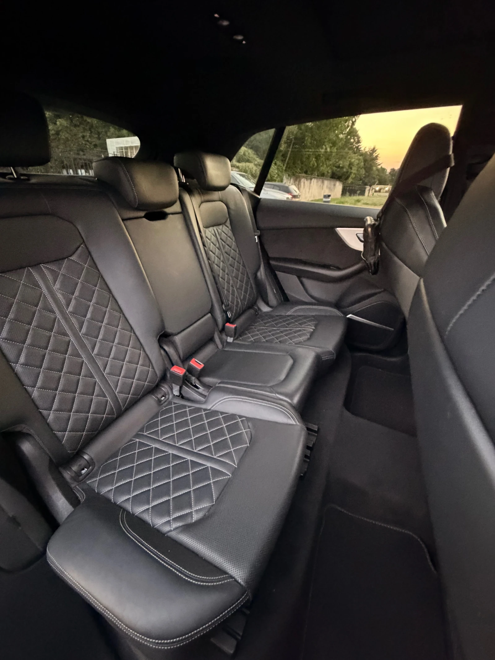 Audi SQ8, снимка 9 - Автомобили и джипове - 55864251