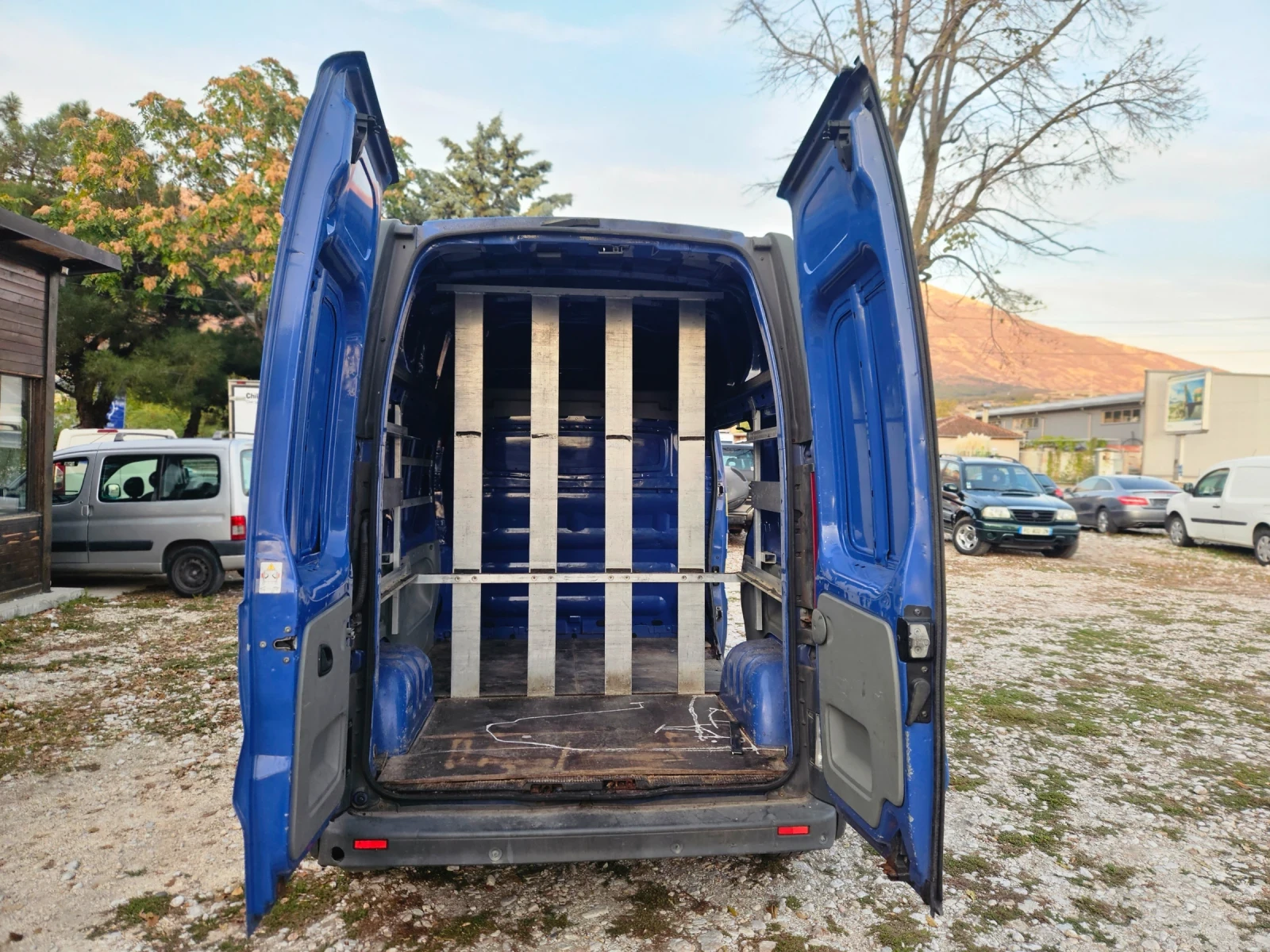 Renault Trafic 2.0DCI | Mobile.bg � ����������� 8