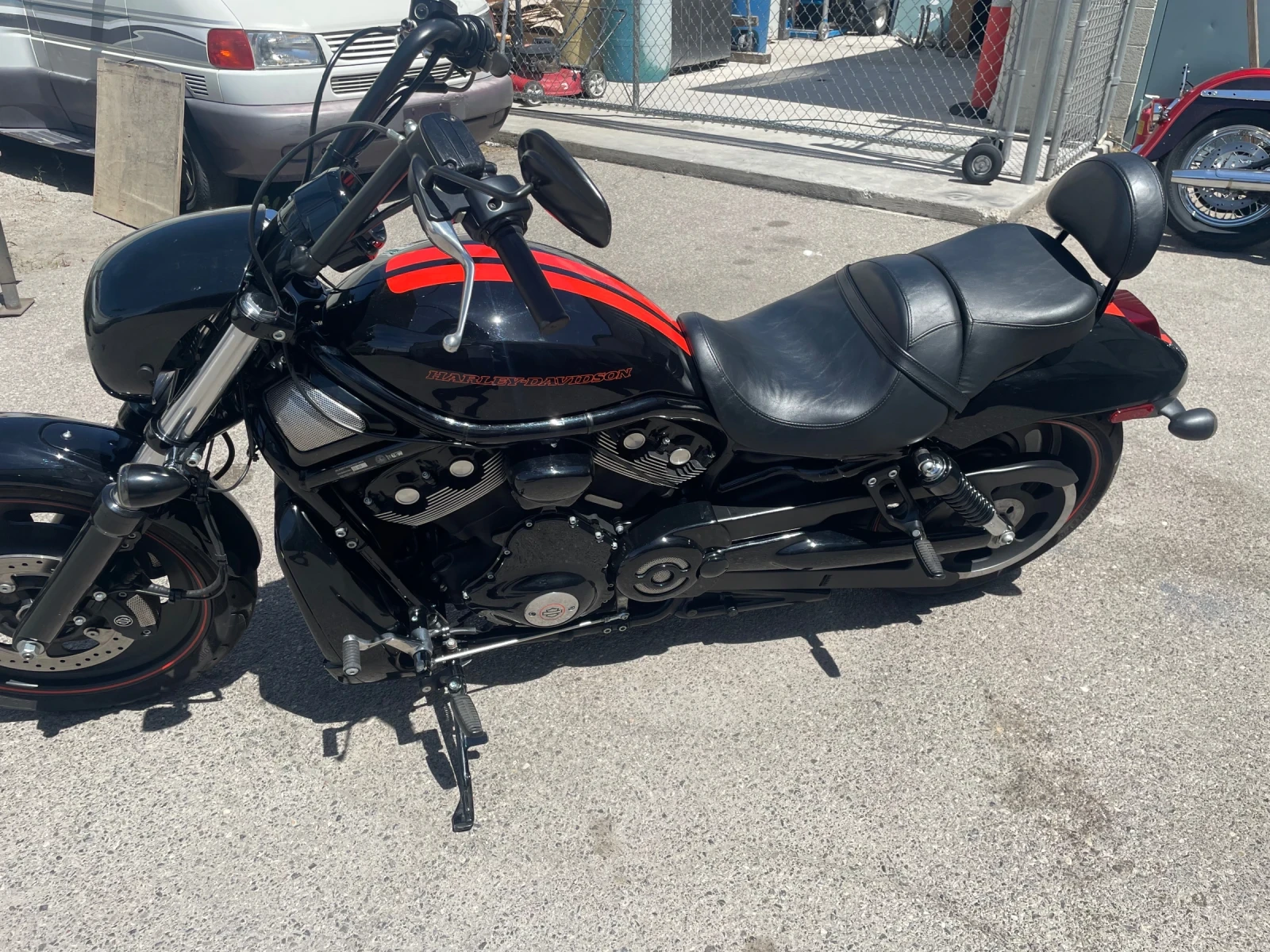 Harley-Davidson V-Rod Night Rod Special , снимка 3 - Мотоциклети и мототехника - 54237973