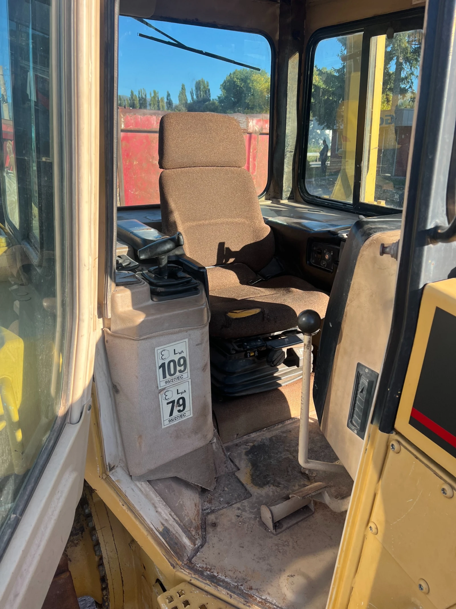  Cat D 6 M LGP | Mobile.bg   15