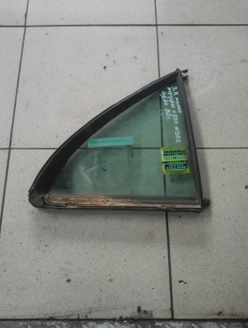 Стъкло задно дясно малко Мерцедес Ц220 w203 седан