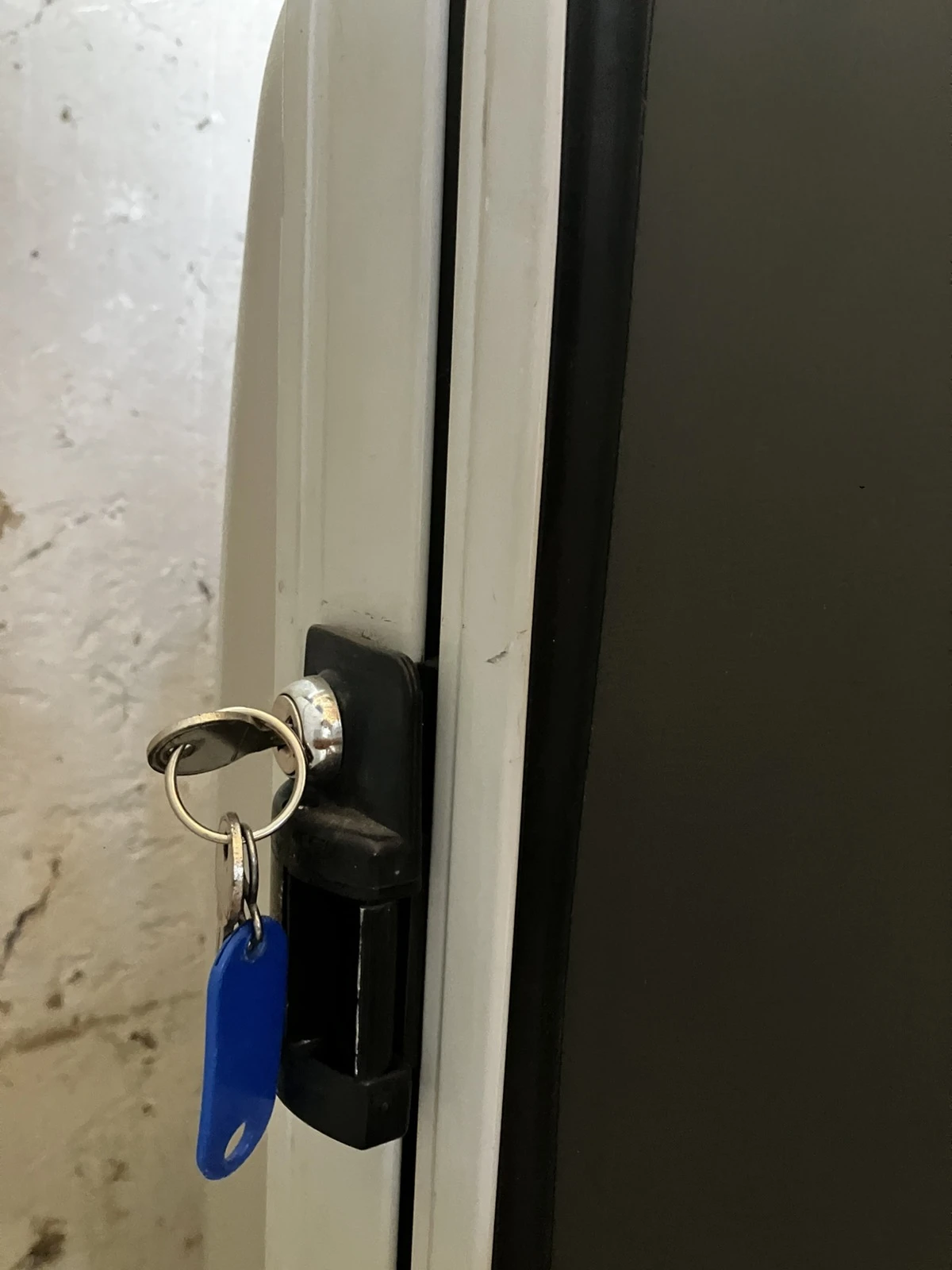�������� �������� �� ��������� � �������  145 80 35 | Mobile.bg � ����������� 3