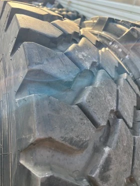 Гуми, снимка 8