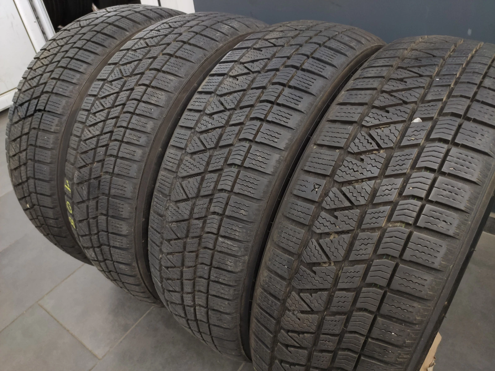  215/65R17 | Mobile.bg   5