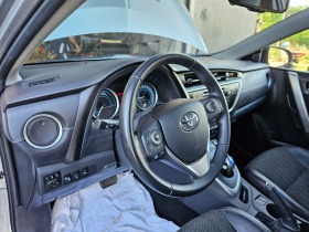 Toyota Auris, снимка 6