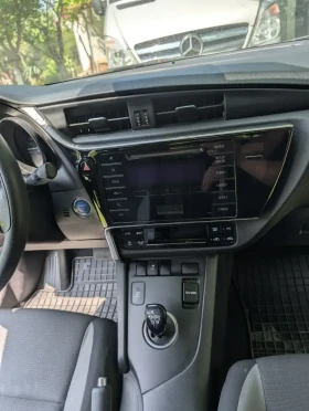 Toyota Auris | Mobile.bg    11