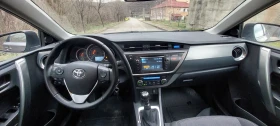 Toyota Auris 1.33 бензин , снимка 9